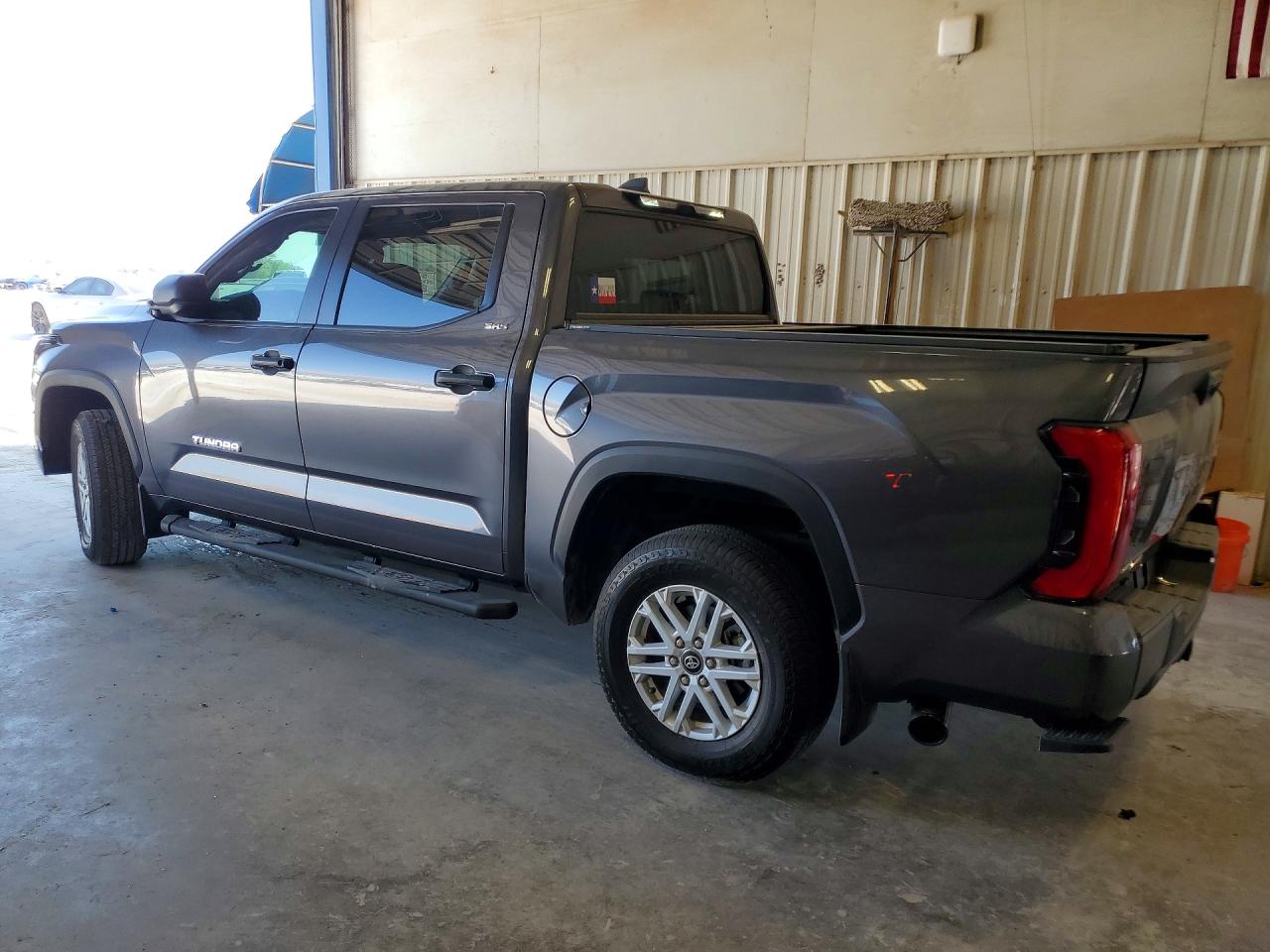 2025 TOYOTA TUNDRA — снимка 2