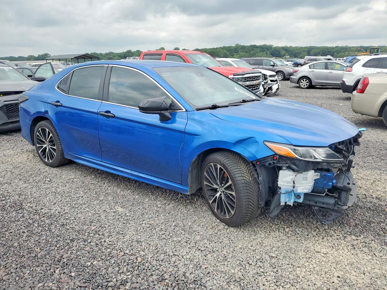 2019 TOYOTA CAMRY SE — снимка 4