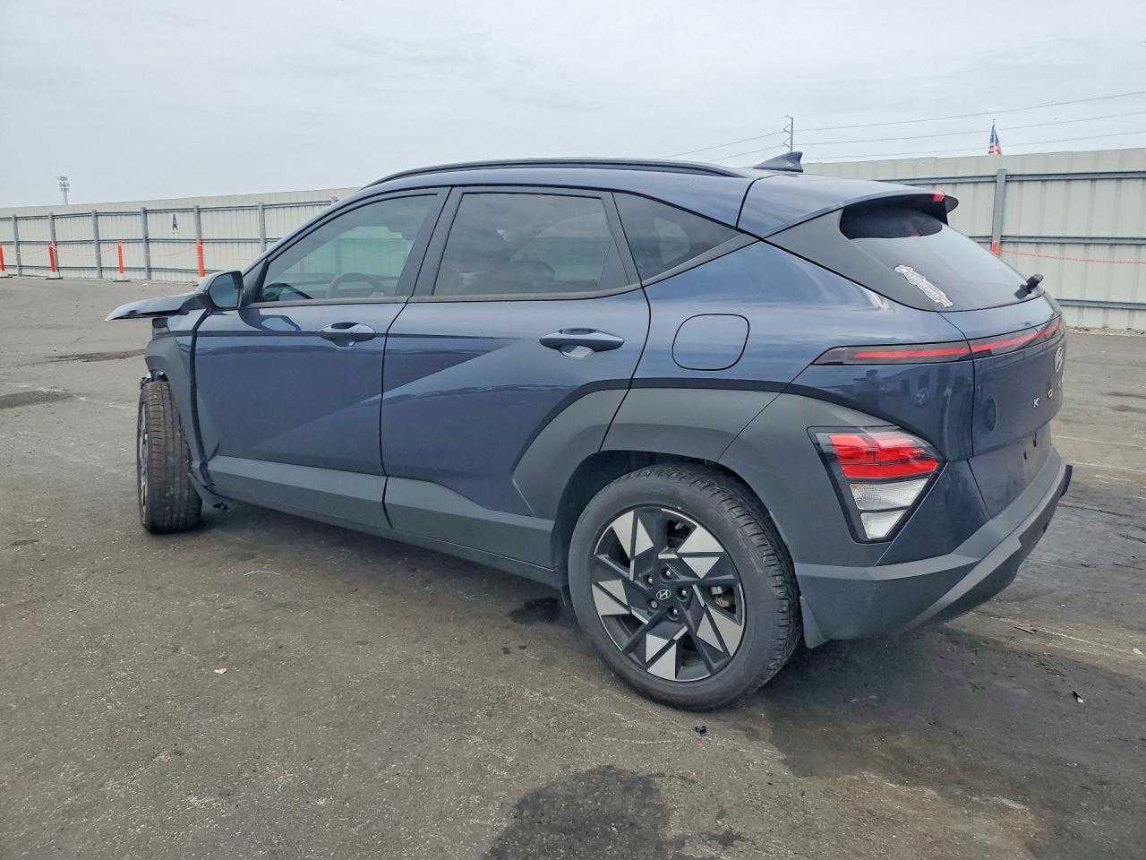 2024 HYUNDAI KONA SEL — снимка 2
