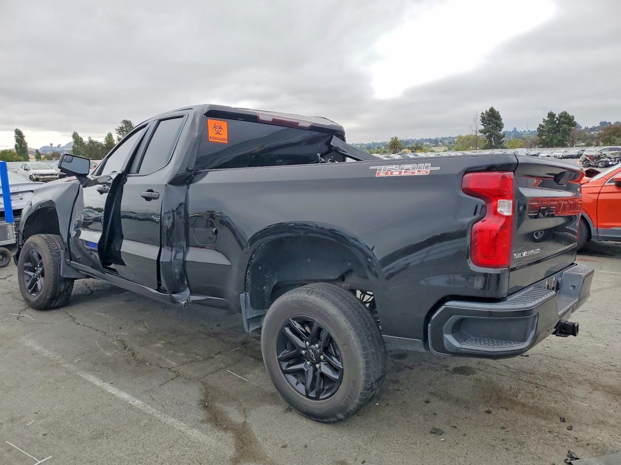 2019 CHEVROLET SILVERADO K1500 TRAIL BOSS CUSTOM — снимка 2