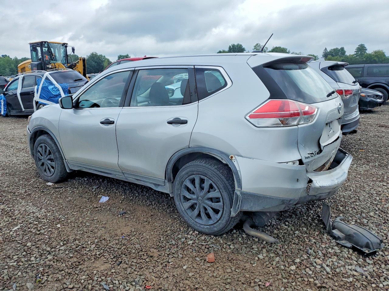 2016 NISSAN ROGUE S — снимка 2