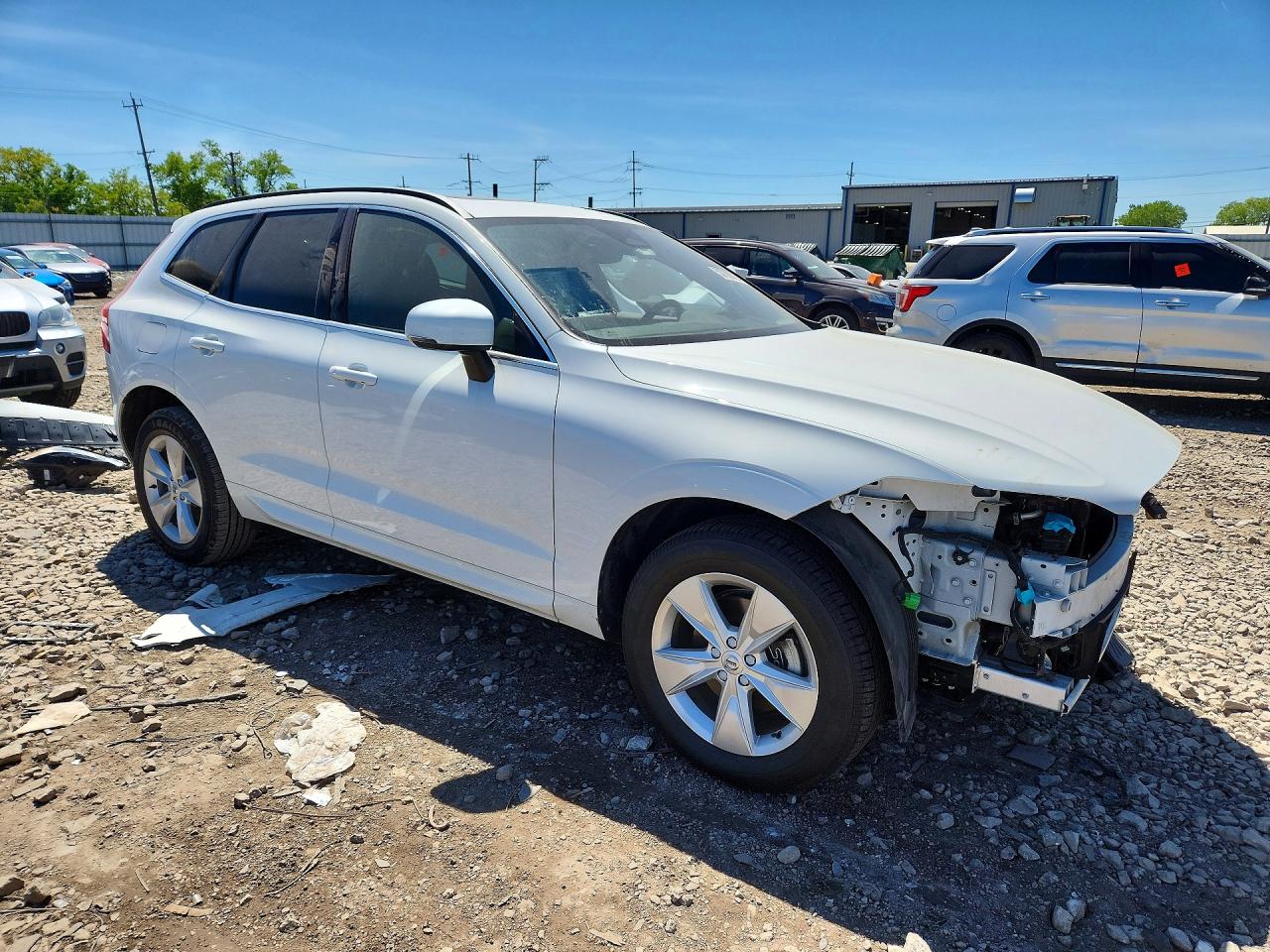 2022 VOLVO XC60 B5 MOMENTUM — снимка 4