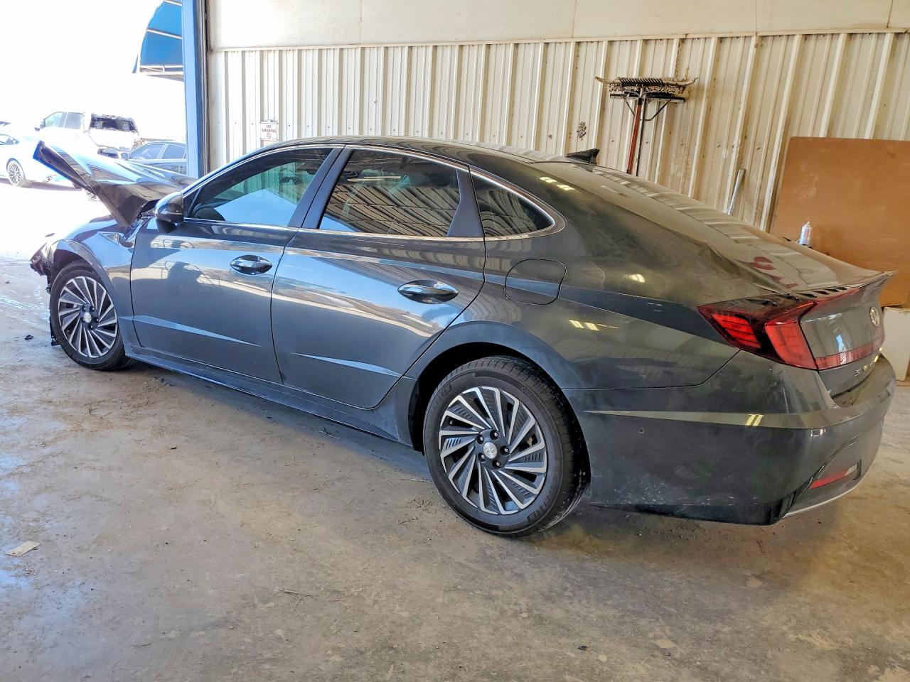 2023 HYUNDAI SONATA HYBRID LIMITED — снимка 2