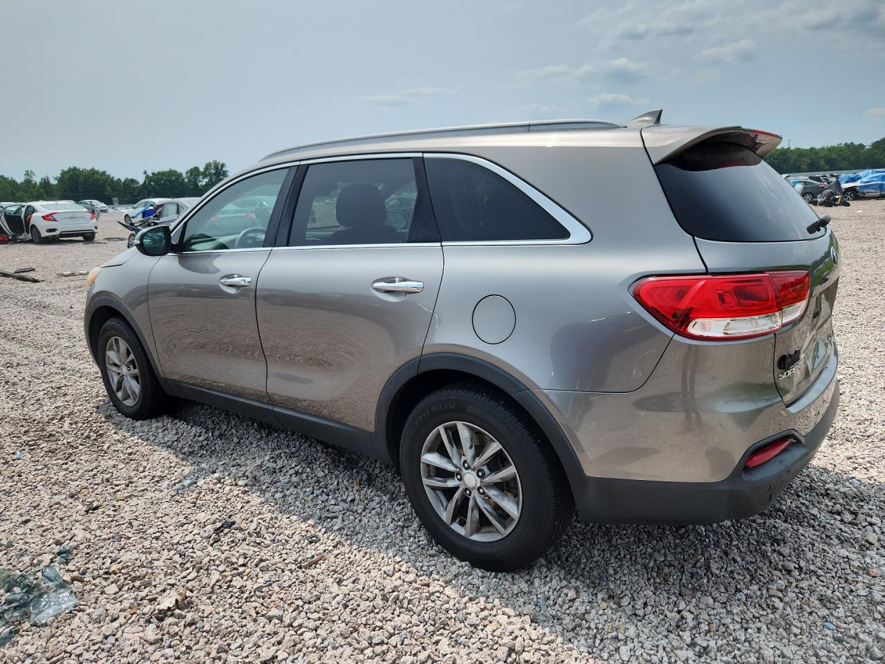 2016 KIA SORENTO LX — снимка 2