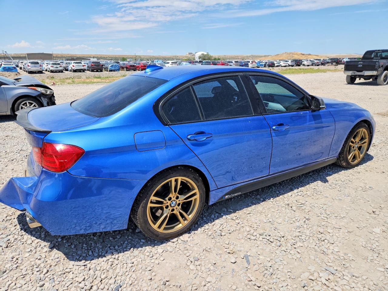2015 BMW 328 I — снимка 3