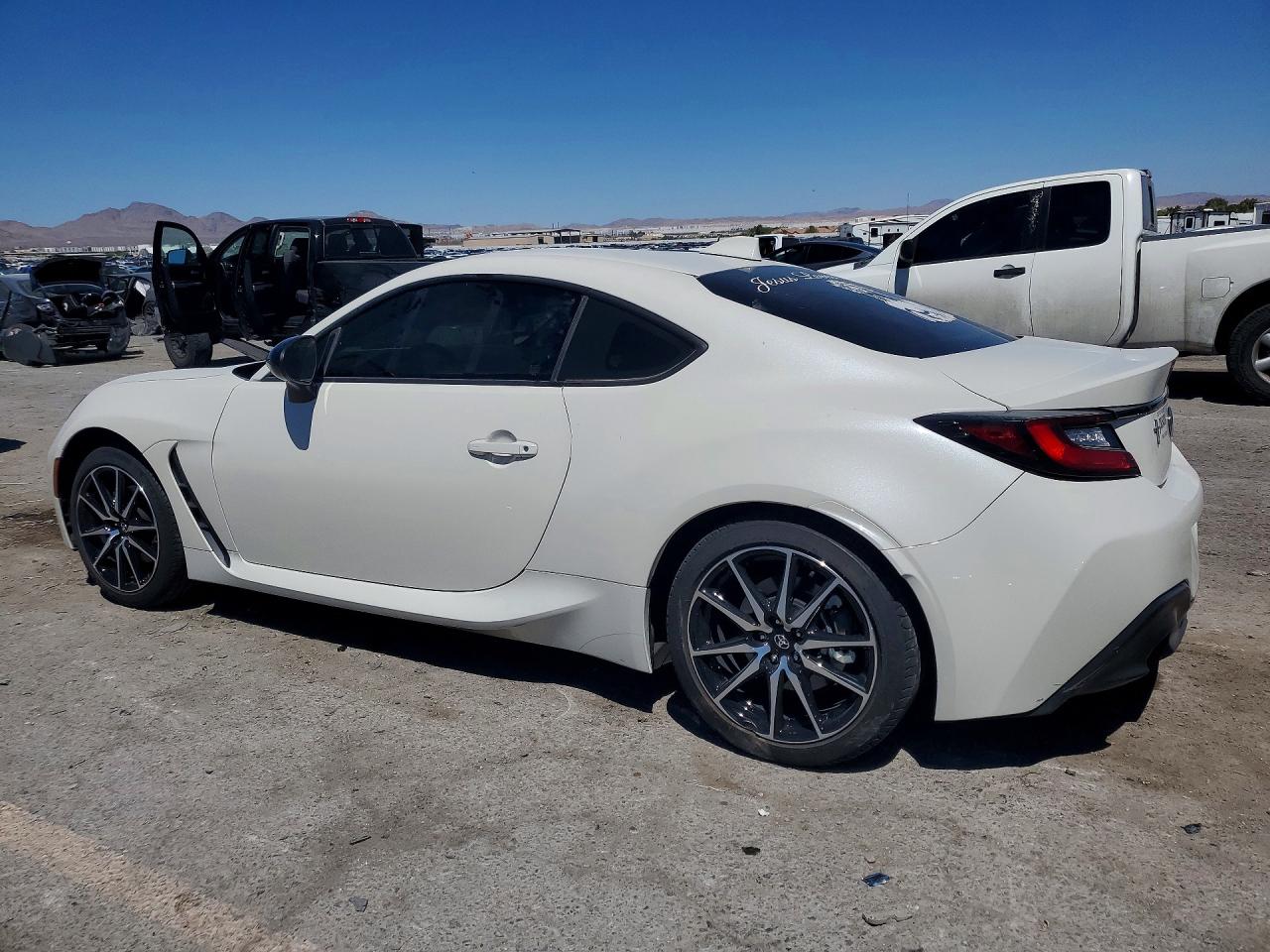 2024 TOYOTA GR86 BASE — снимка 2