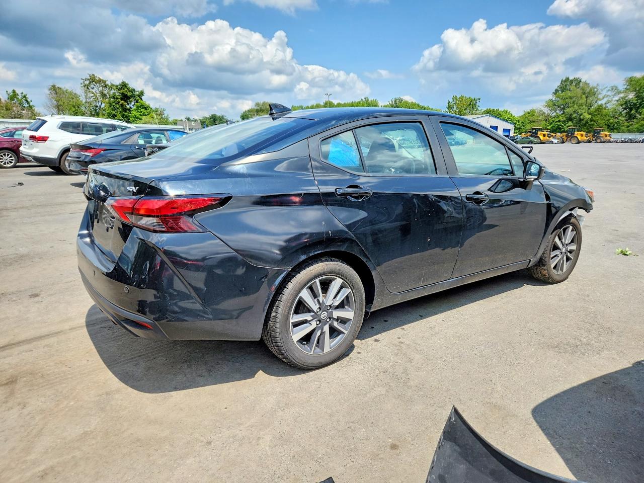 2021 NISSAN VERSA SV — снимка 3