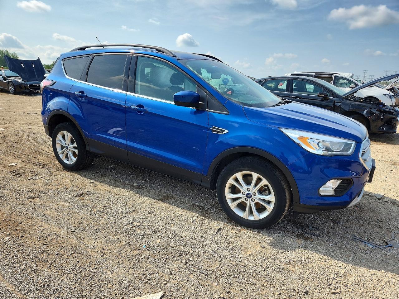 2017 FORD ESCAPE SE — снимка 4