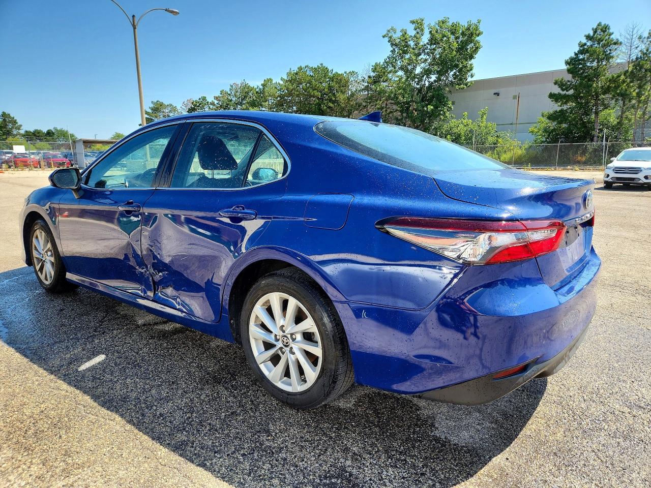 2024 TOYOTA CAMRY LE — снимка 2