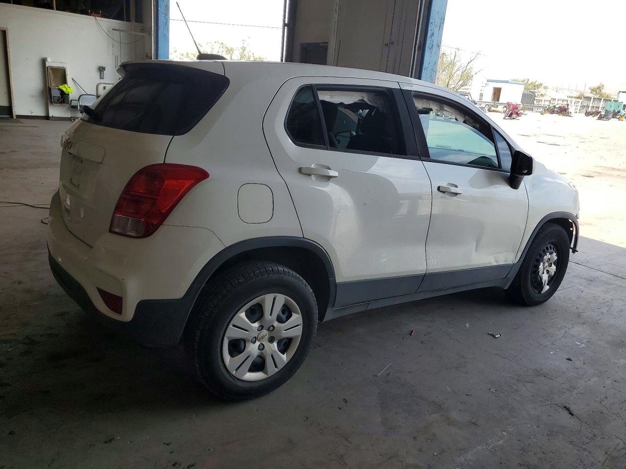 2017 CHEVROLET TRAX LS — снимка 3