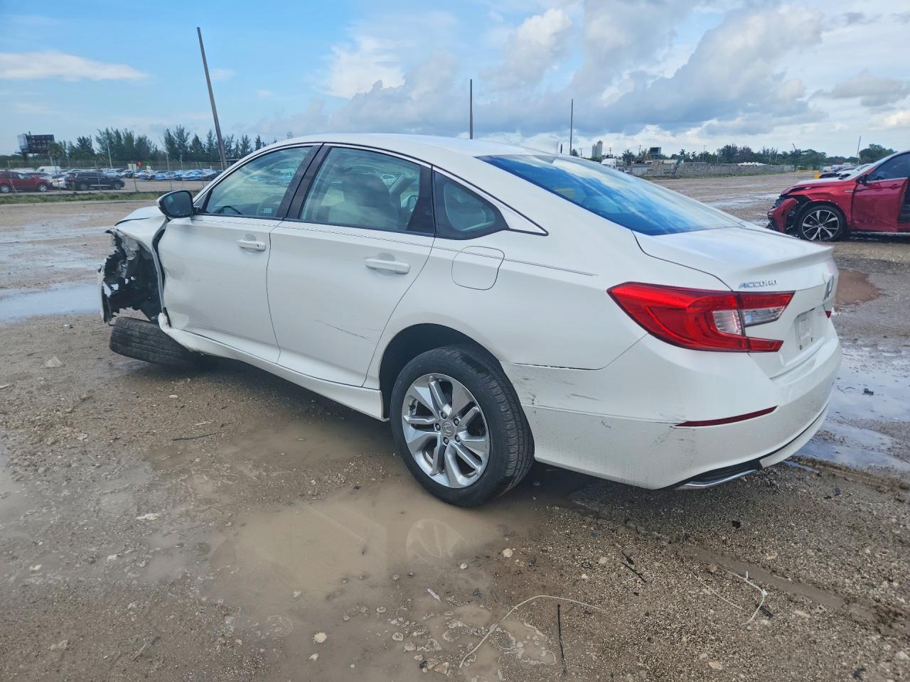 2018 HONDA ACCORD LX — снимка 2