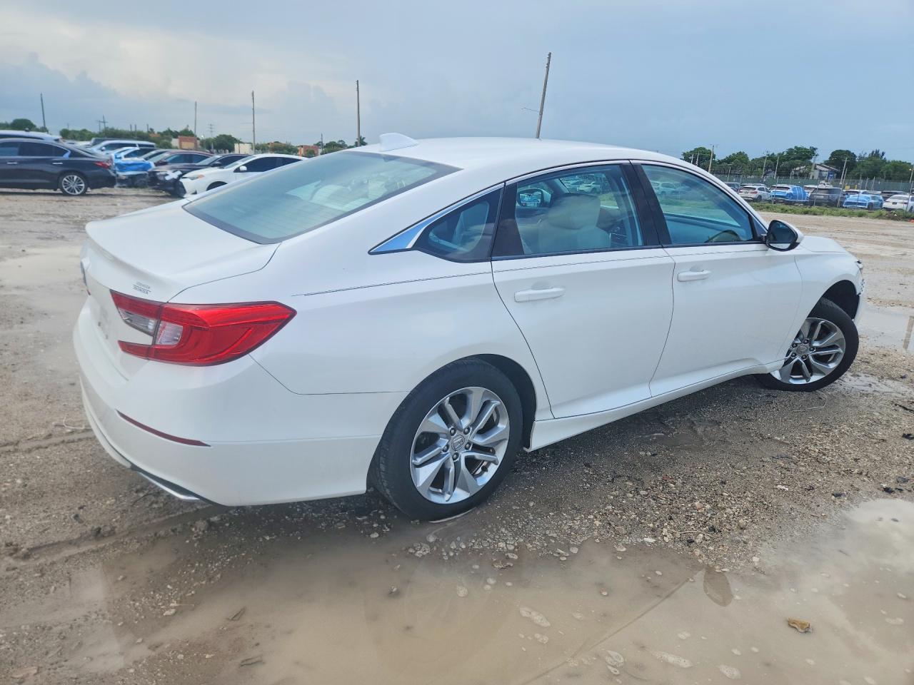 2018 HONDA ACCORD LX — снимка 3