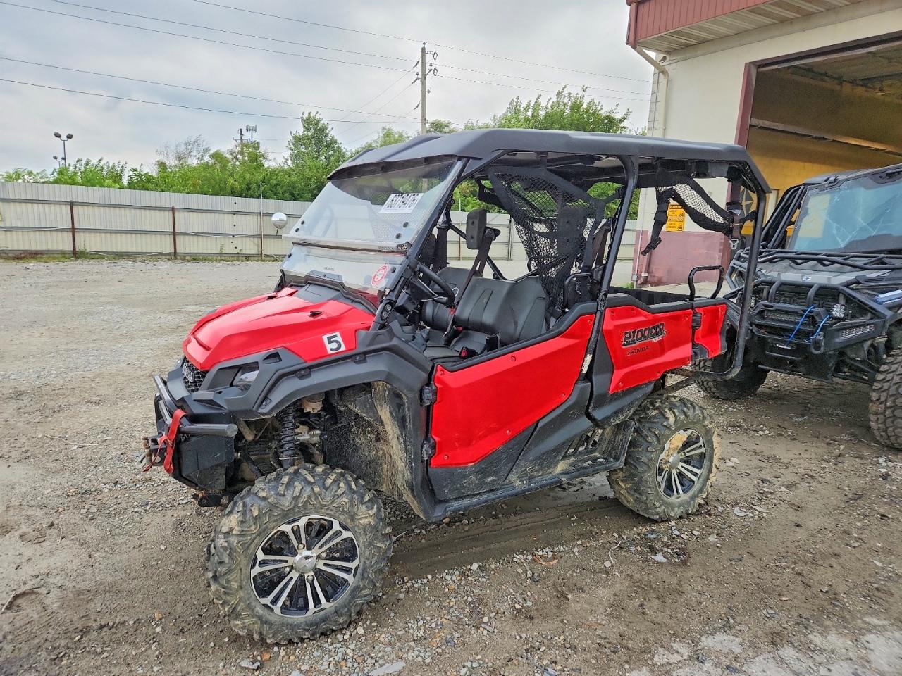 2018 HONDA SXS1000 — снимка 2