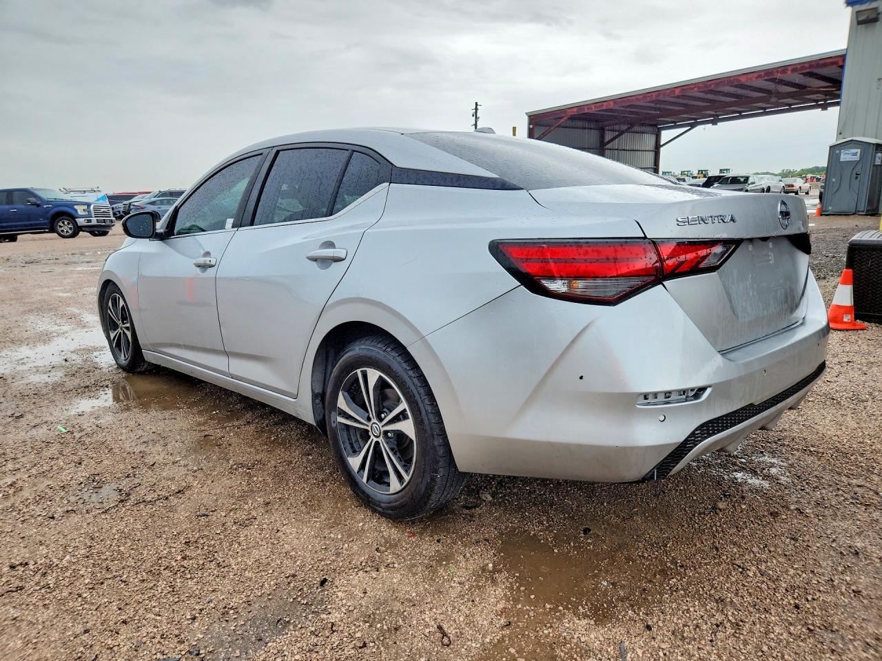 2022 NISSAN SENTRA SV — снимка 2