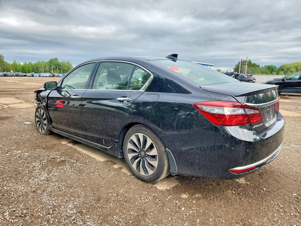 2017 HONDA ACCORD TOURING HYBRID — снимка 2