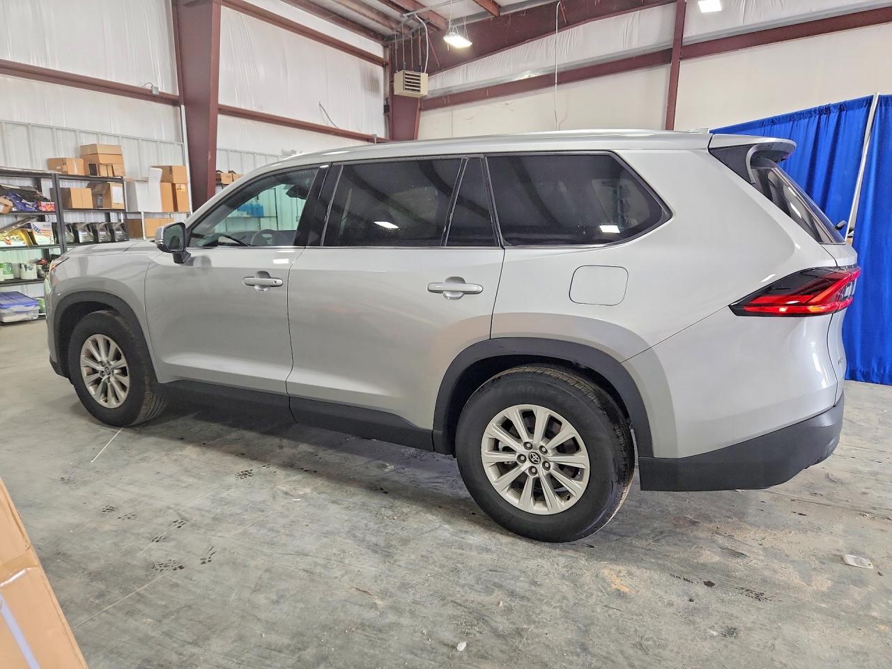 2026 TOYOTA GRAND HIGHLANDER XLE — снимка 2