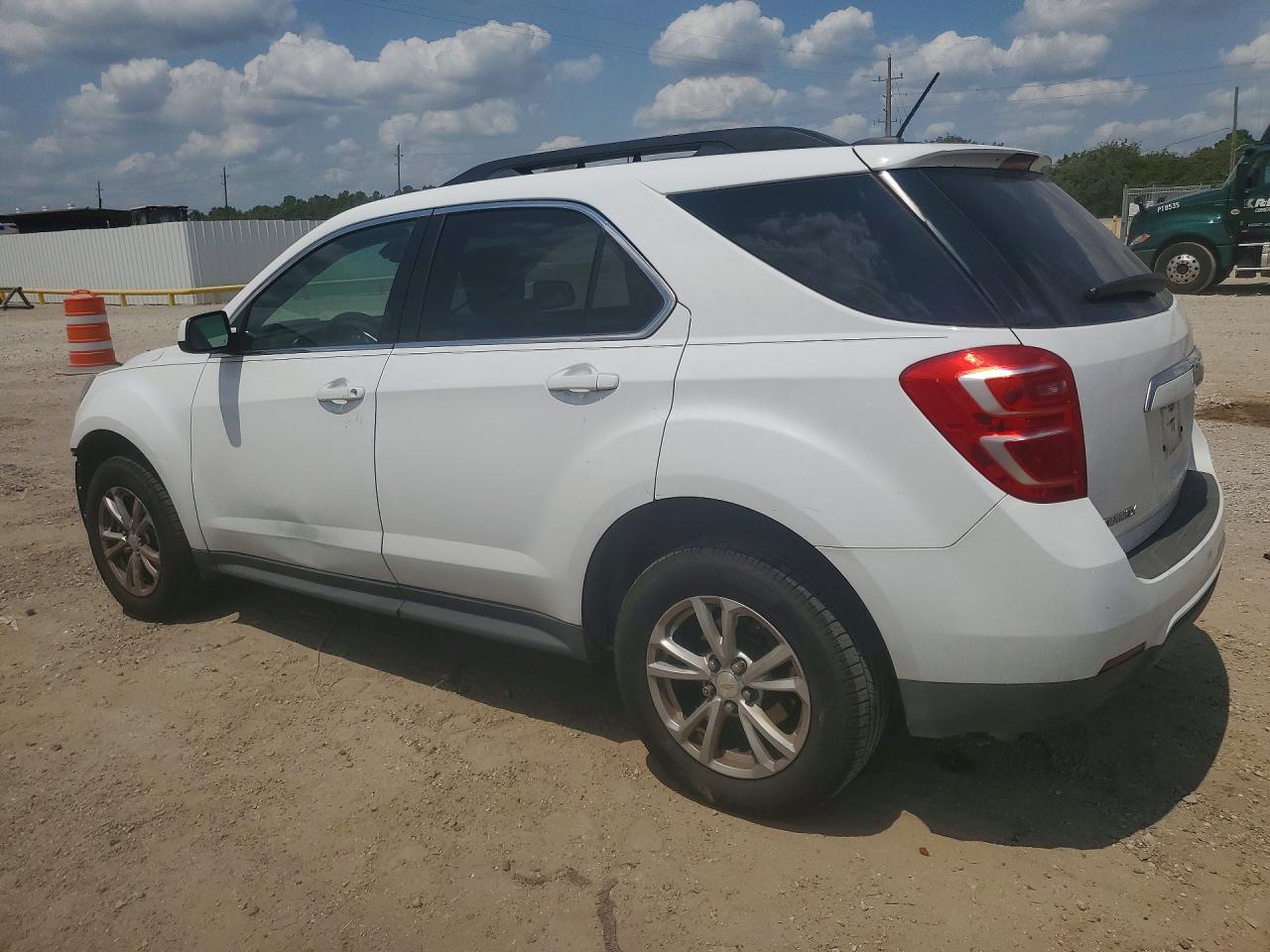 2017 CHEVROLET EQUINOX LT — снимка 2