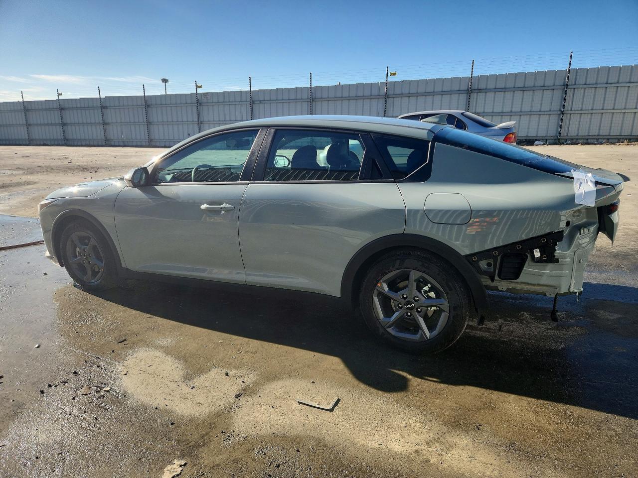 2026 KIA K4 LXS — снимка 2