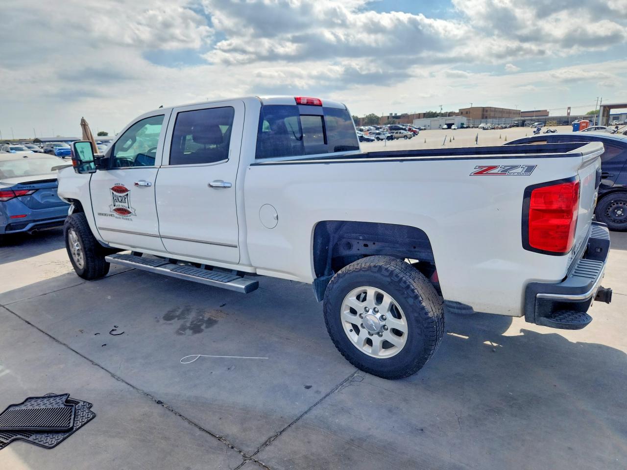 2015 CHEVROLET SILVERADO K2500 HEAVY DUTY LTZ — снимка 2