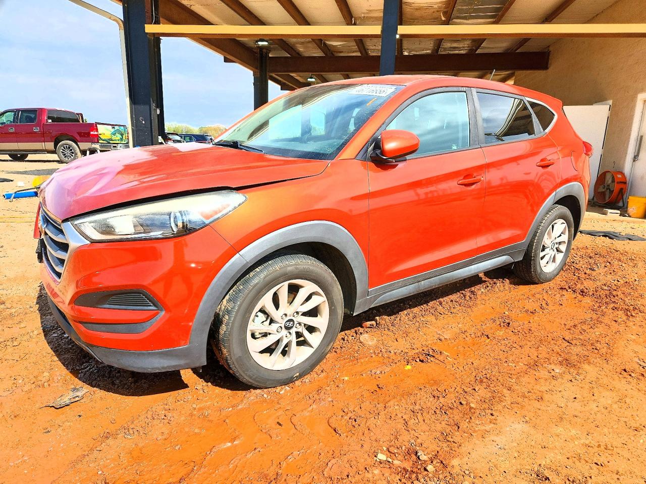 2017 HYUNDAI TUCSON SE