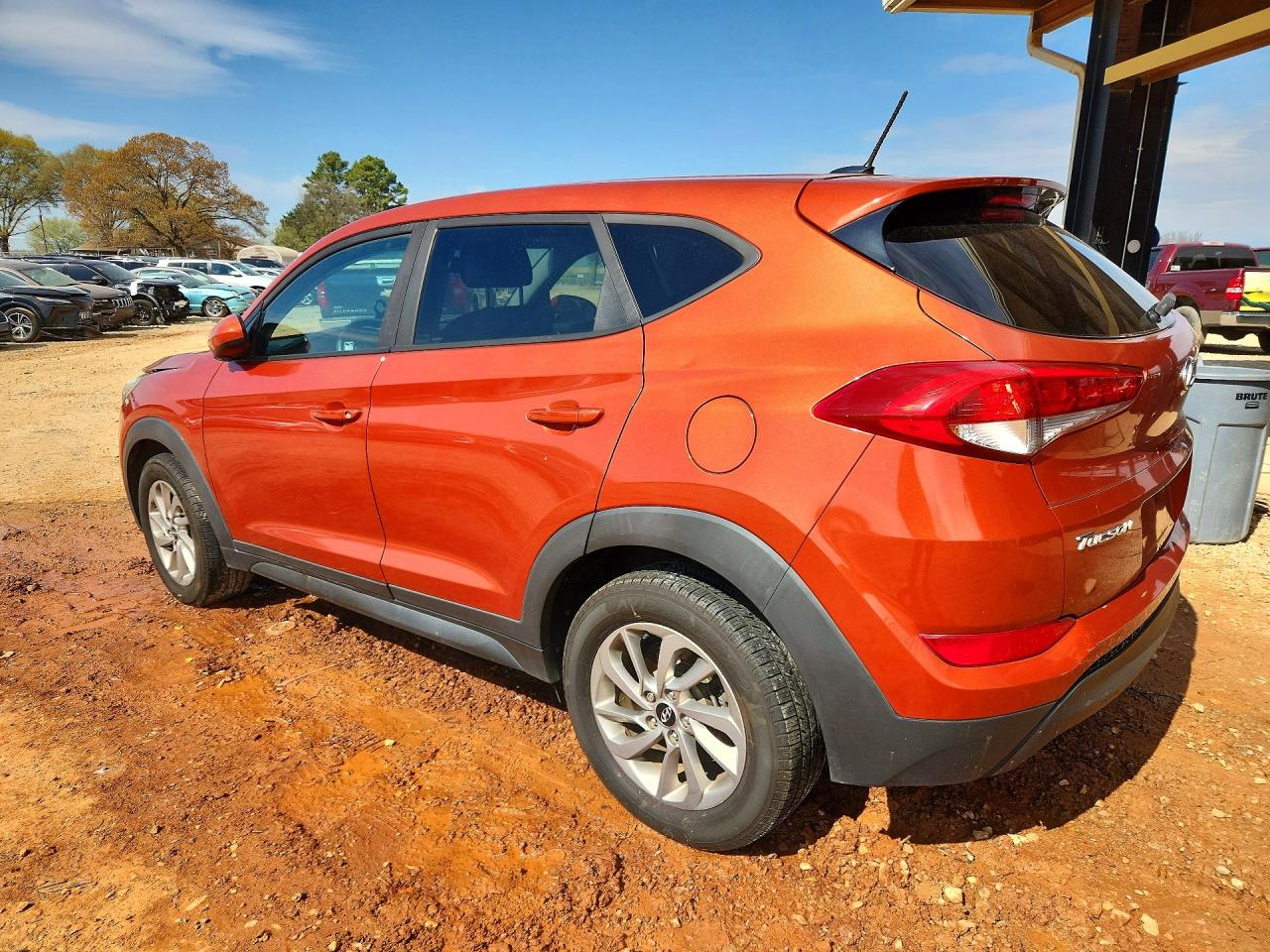 2017 HYUNDAI TUCSON SE — снимка 2