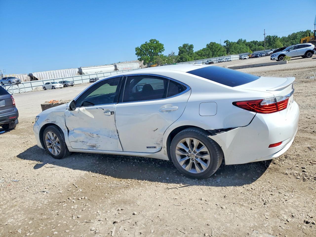 2013 LEXUS ES 300H — снимка 2