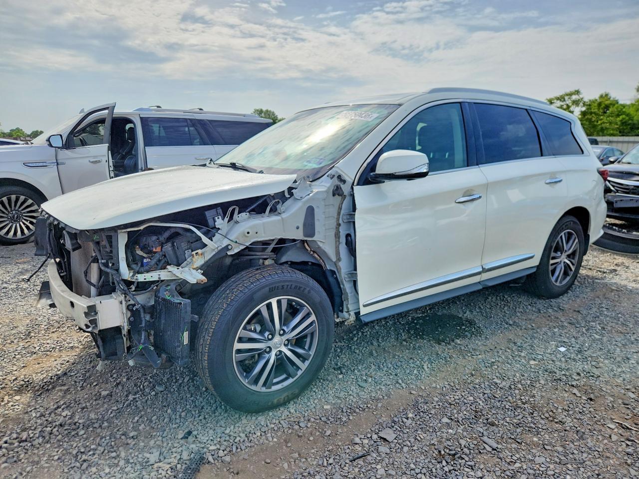 2017 INFINITI QX60 BASE