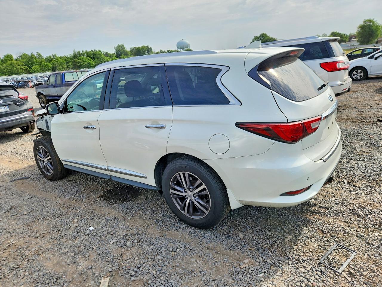 2017 INFINITI QX60 BASE — снимка 2