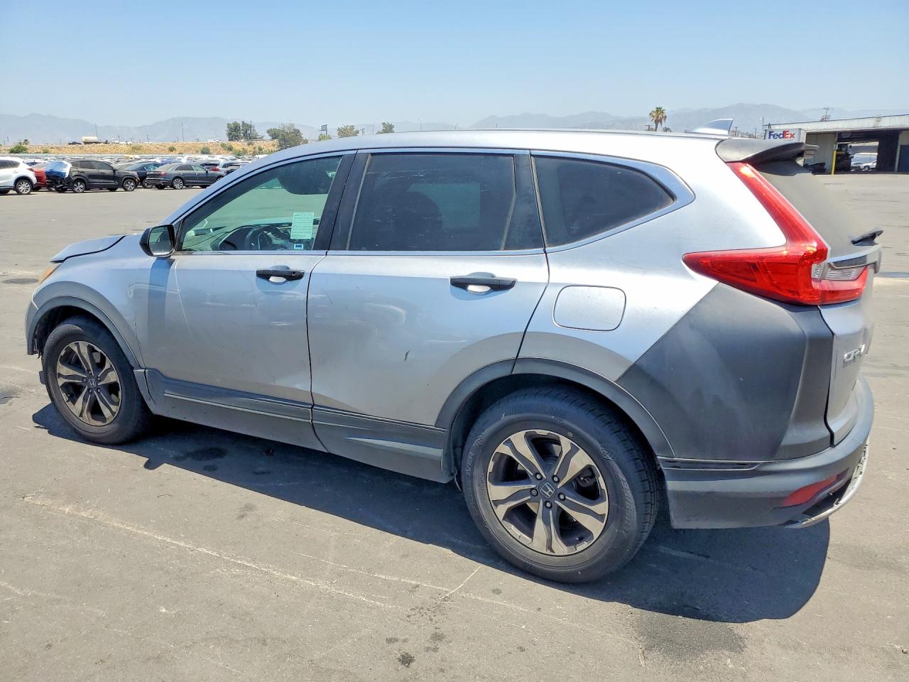 2017 HONDA CR-V LX — снимка 2