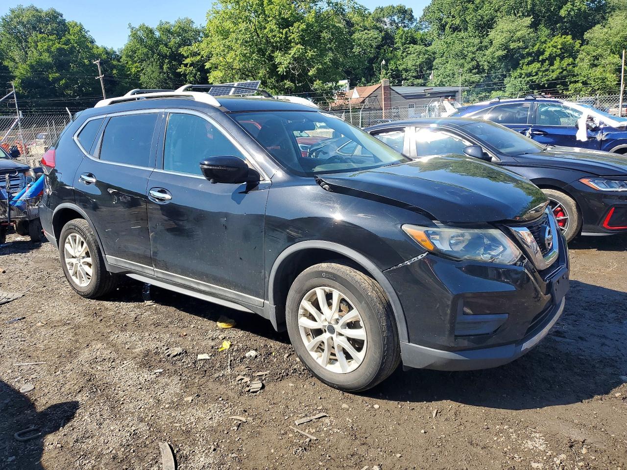 2017 NISSAN ROGUE SV — снимка 4
