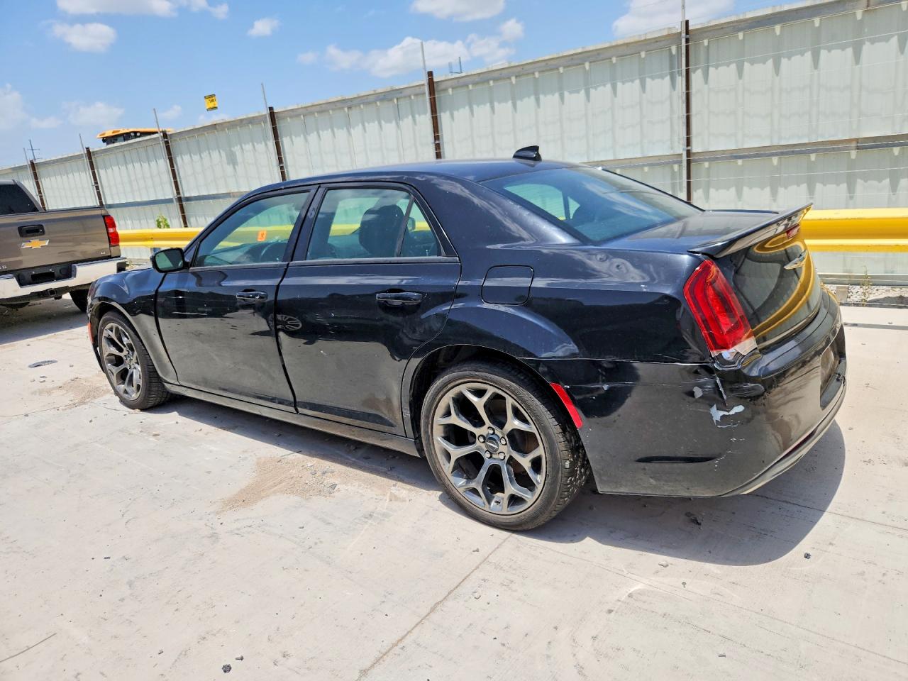 2018 CHRYSLER 300 S — снимка 2
