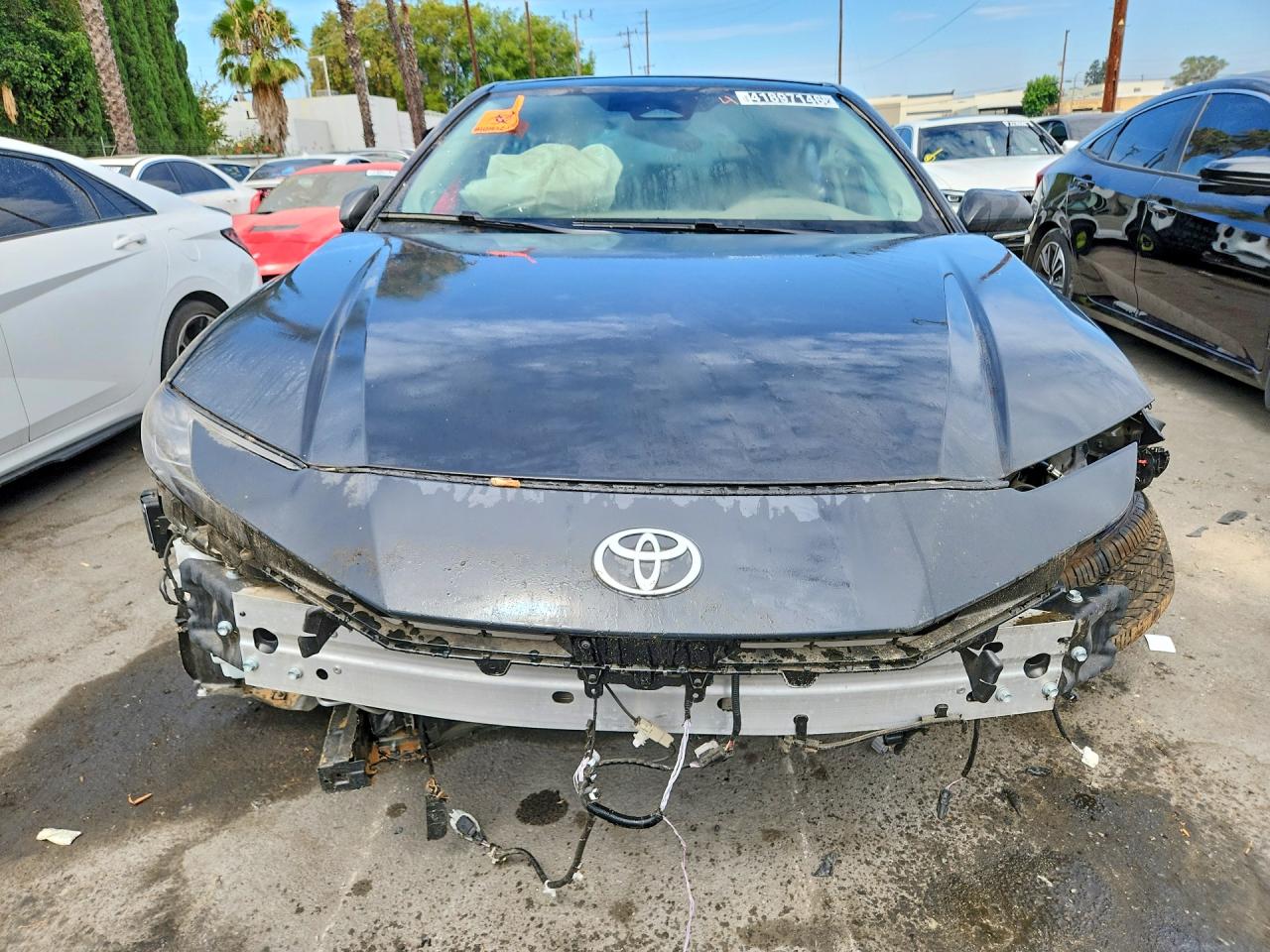 2025 TOYOTA CAMRY XLE — снимка 5