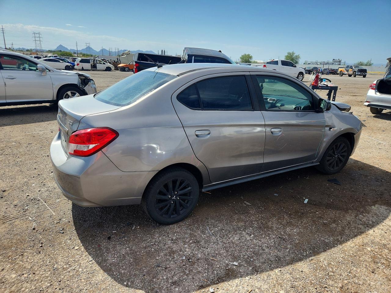 2020 MITSUBISHI MIRAGE G4 SE — снимка 3