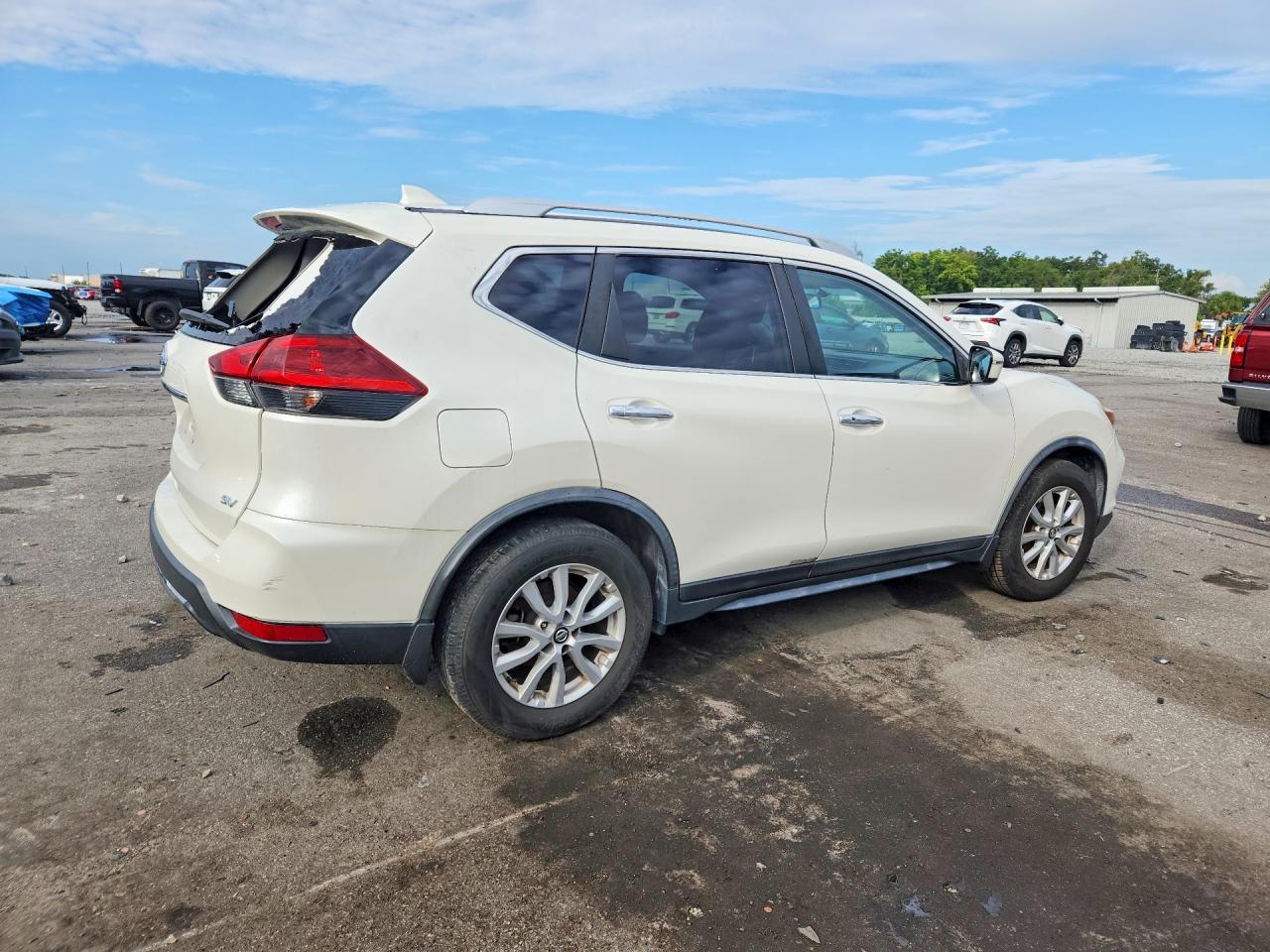 2018 NISSAN ROGUE SV — снимка 3