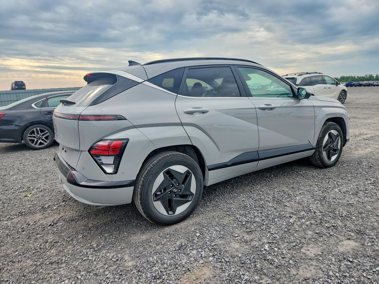 2025 HYUNDAI KONA LIMITED — снимка 3