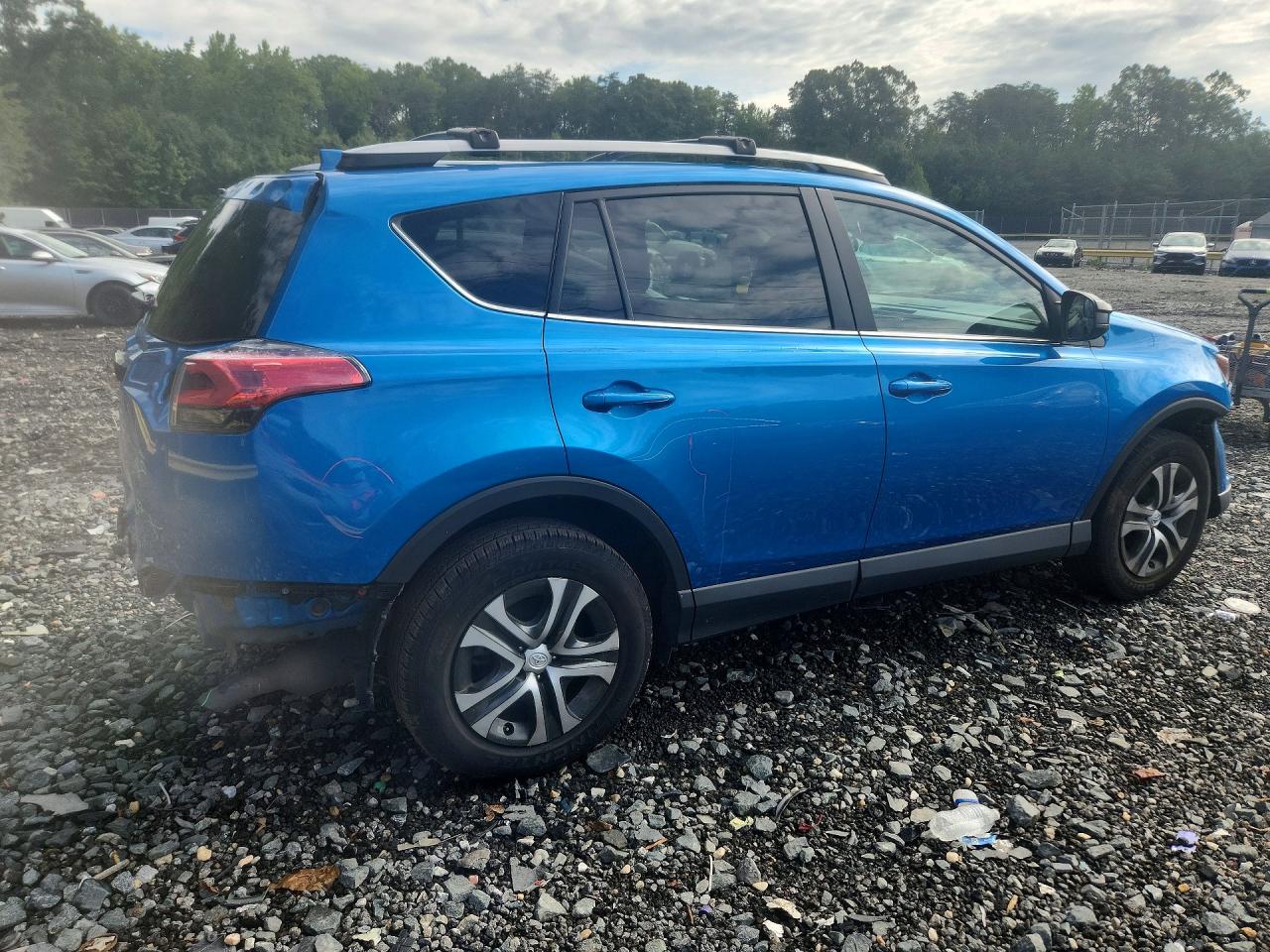 2017 TOYOTA RAV4 LE — снимка 3