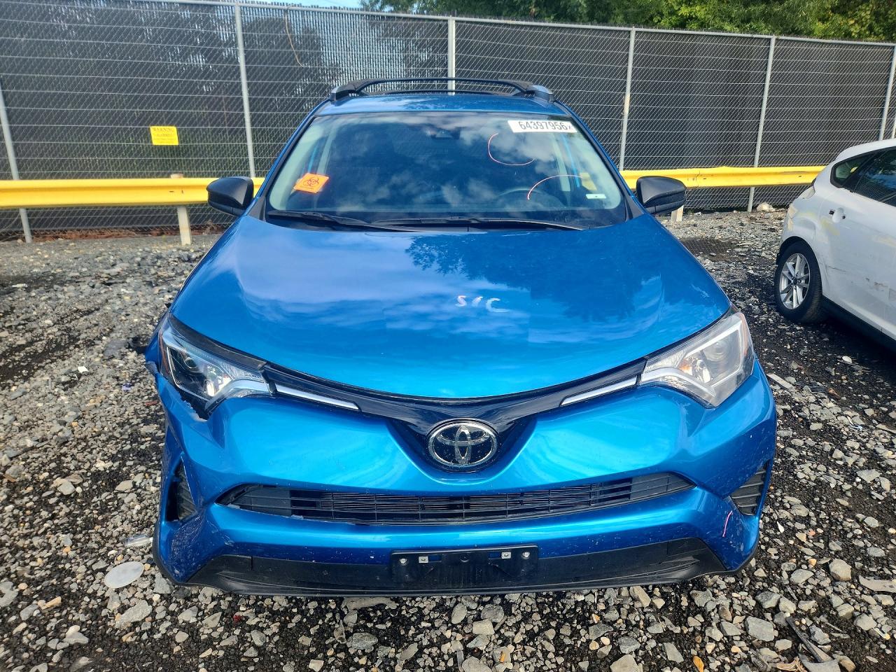 2017 TOYOTA RAV4 LE — снимка 5
