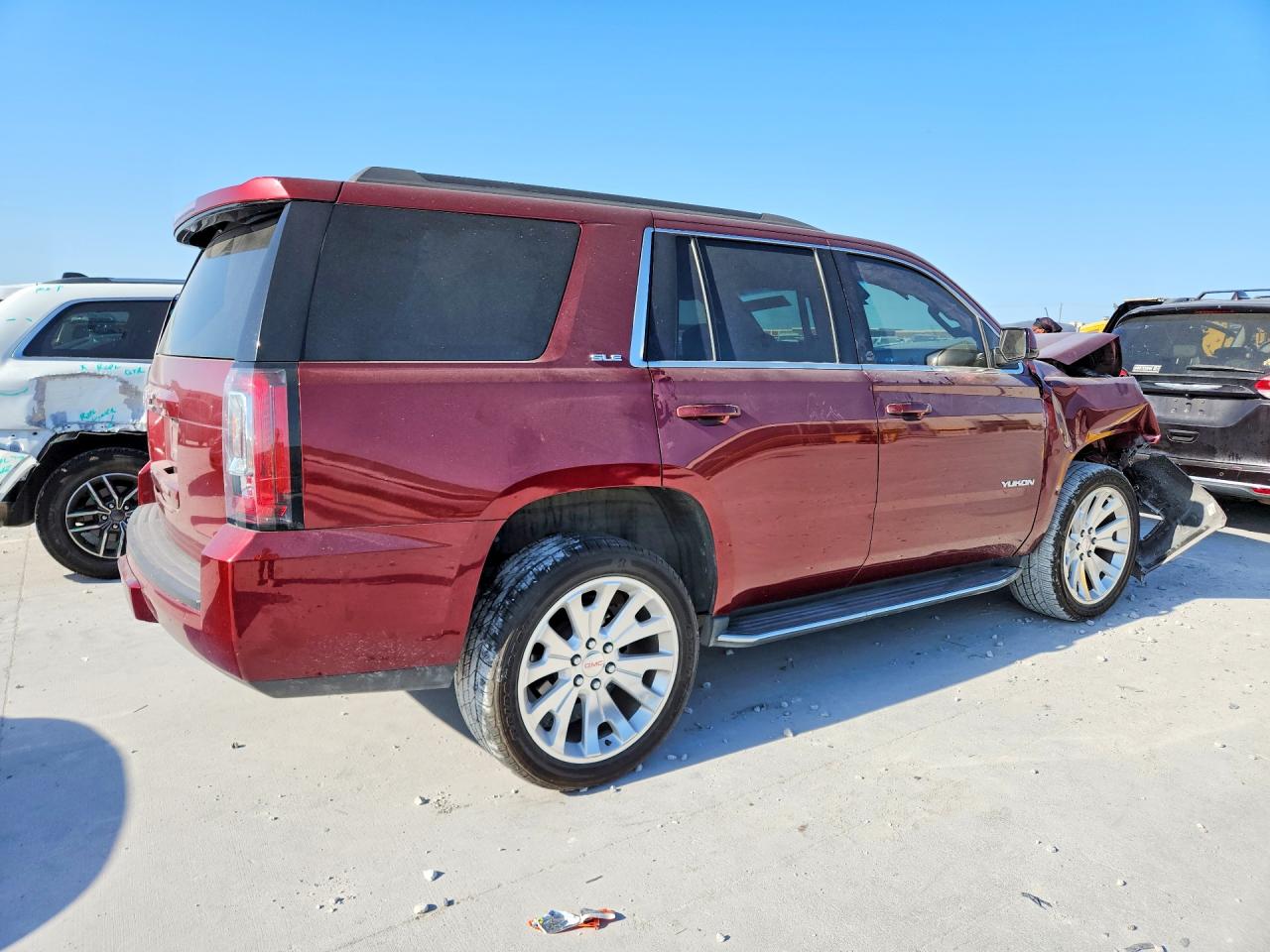 2016 GMC YUKON SLE — снимка 3