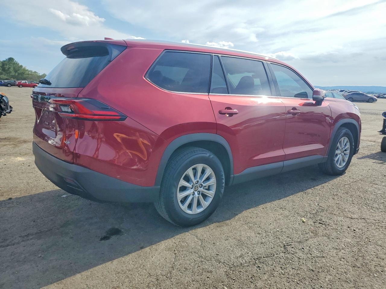 2026 TOYOTA GRAND HIGHLANDER XLE — снимка 3