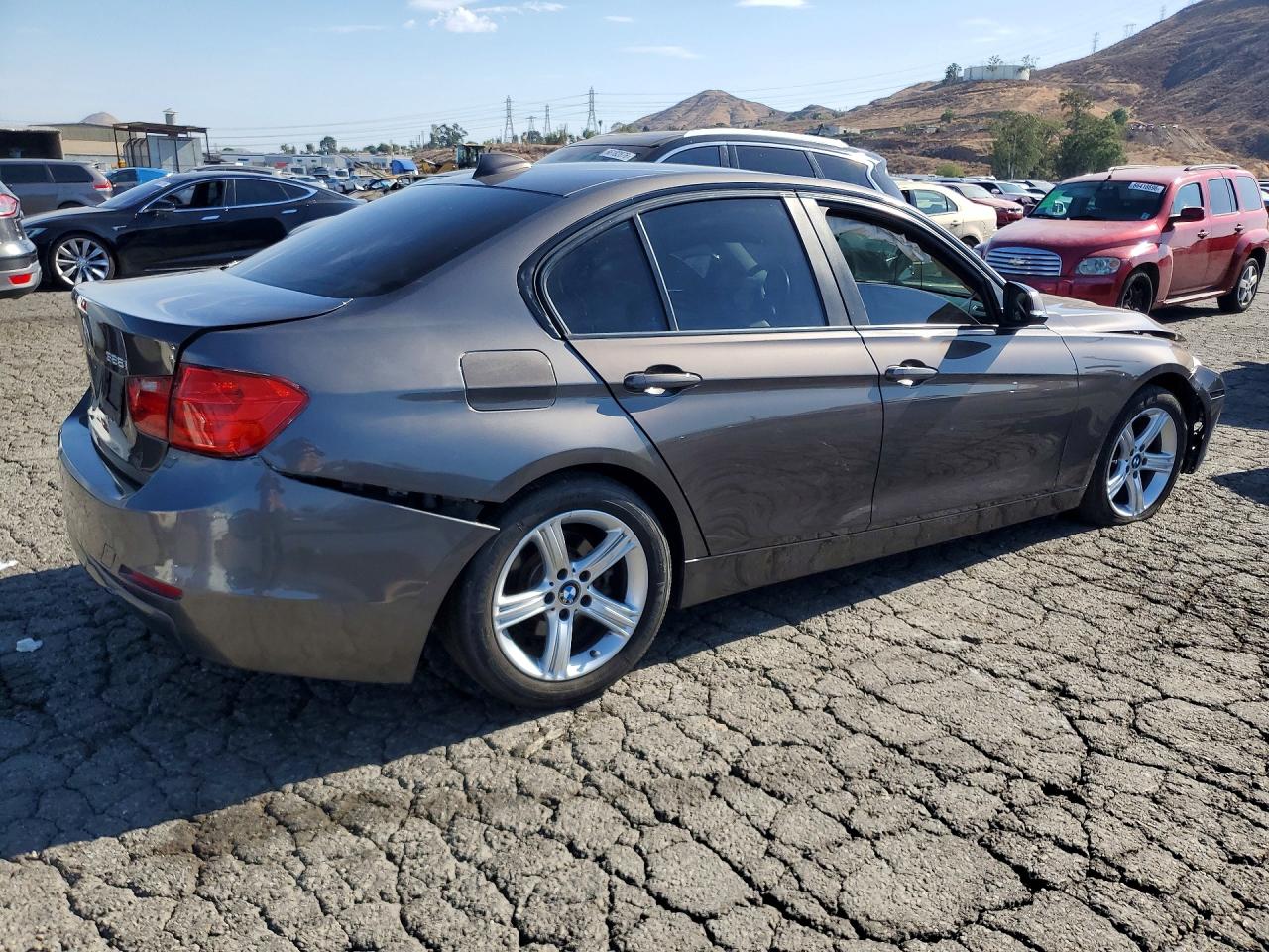 2013 BMW 328 I — снимка 3