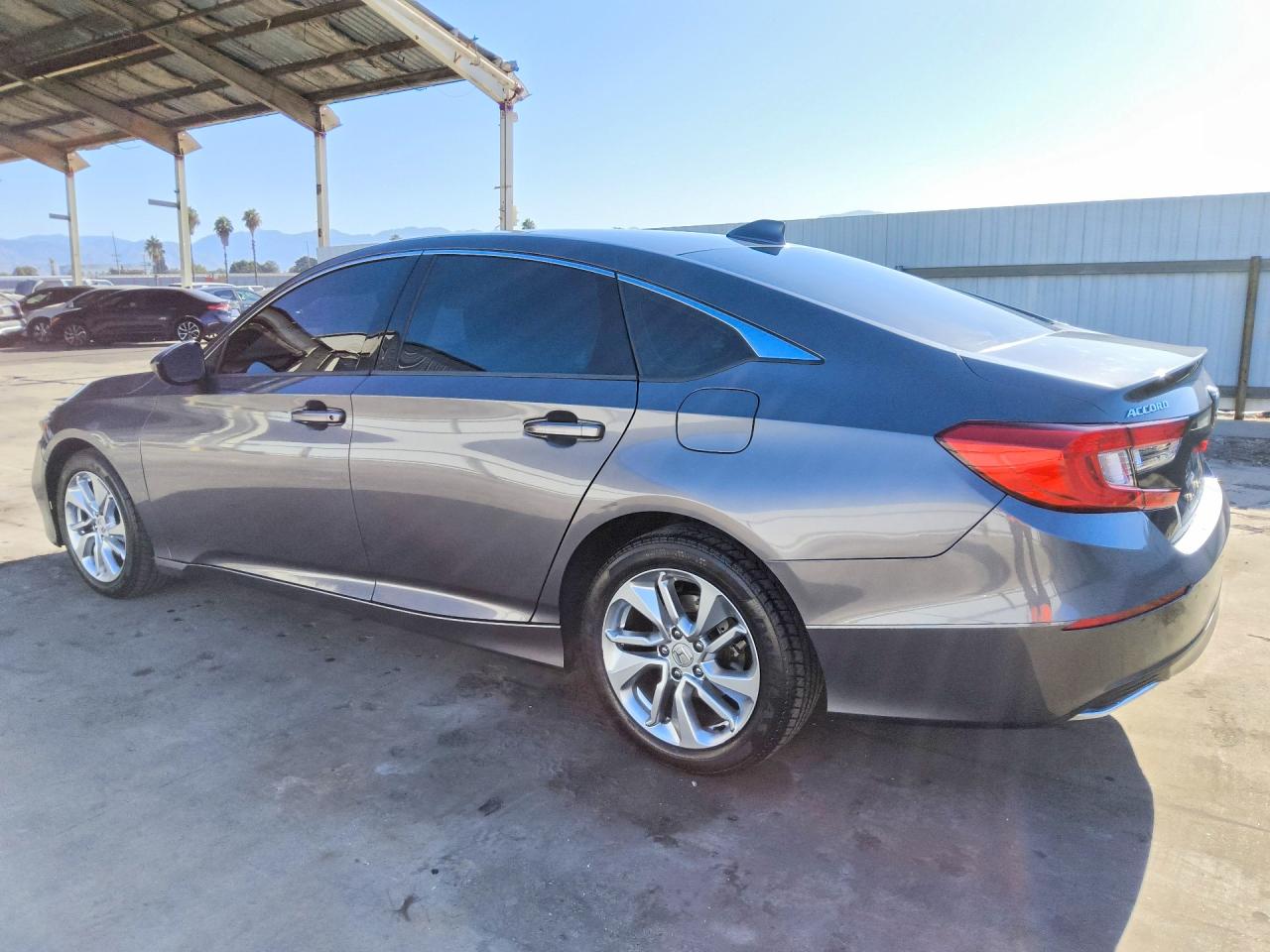 2018 HONDA ACCORD LX — снимка 2
