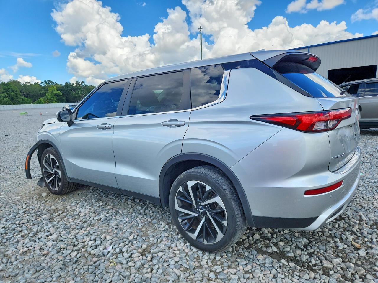 2024 MITSUBISHI OUTLANDER SE — снимка 2