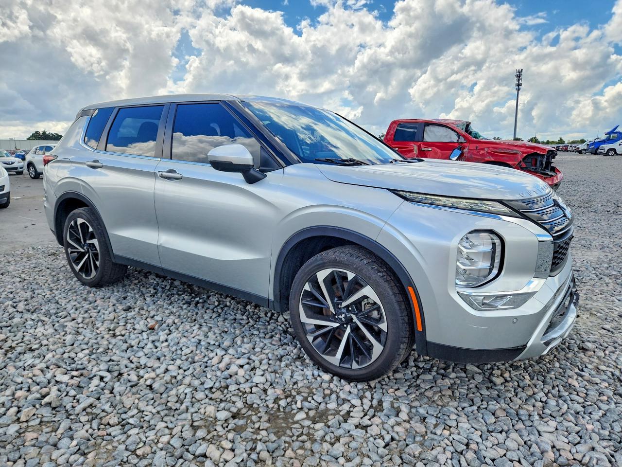 2024 MITSUBISHI OUTLANDER SE — снимка 4