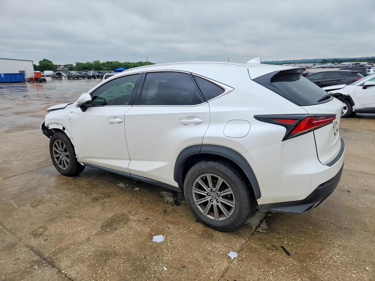 2019 LEXUS NX 300 BASE — снимка 2