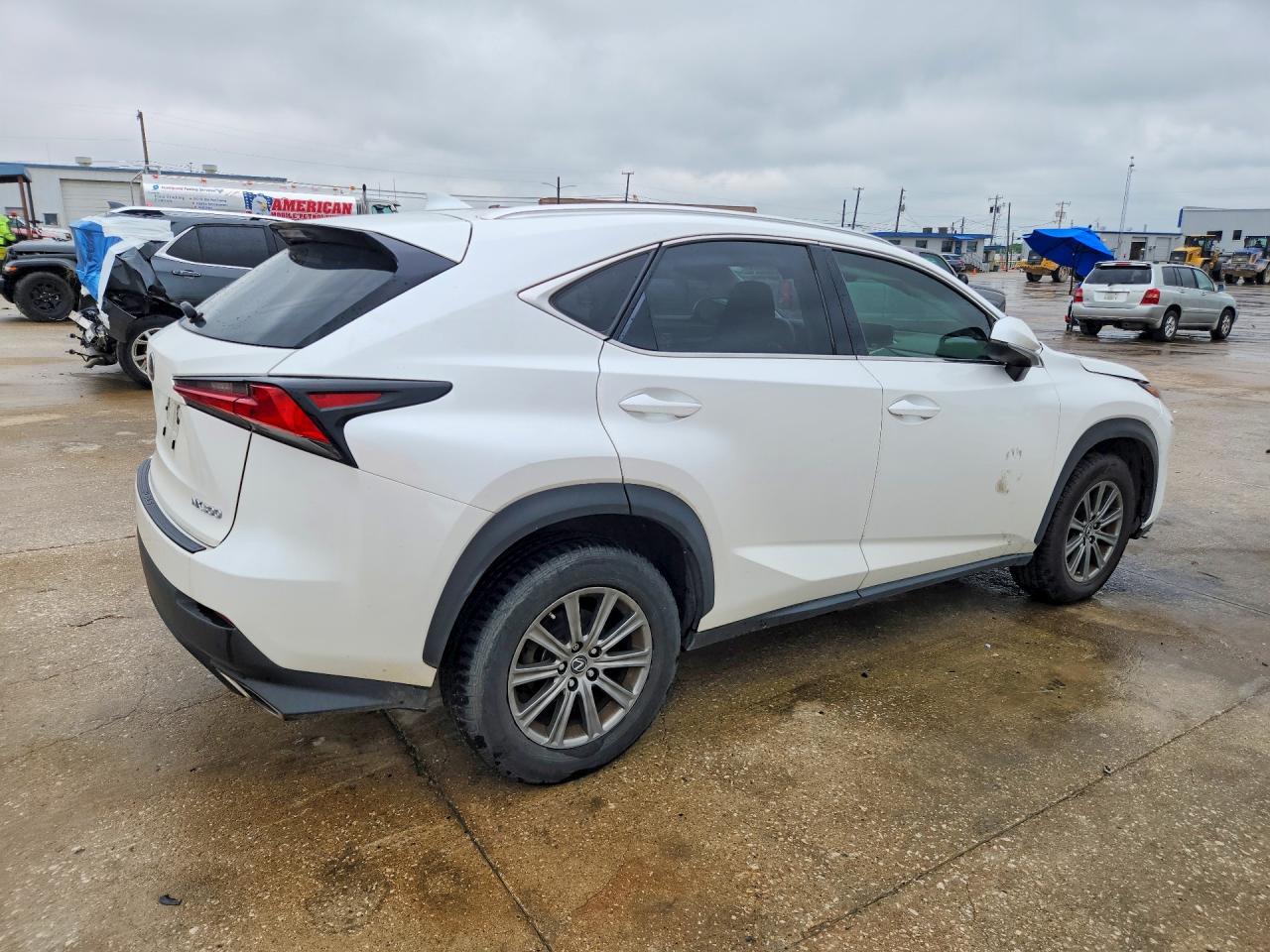 2019 LEXUS NX 300 BASE — снимка 3