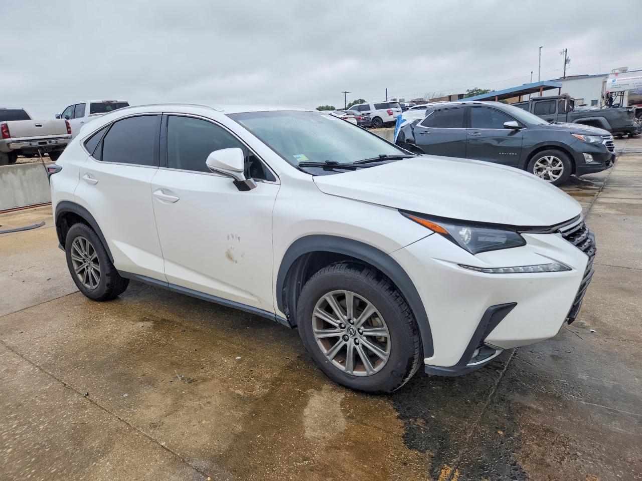 2019 LEXUS NX 300 BASE — снимка 4