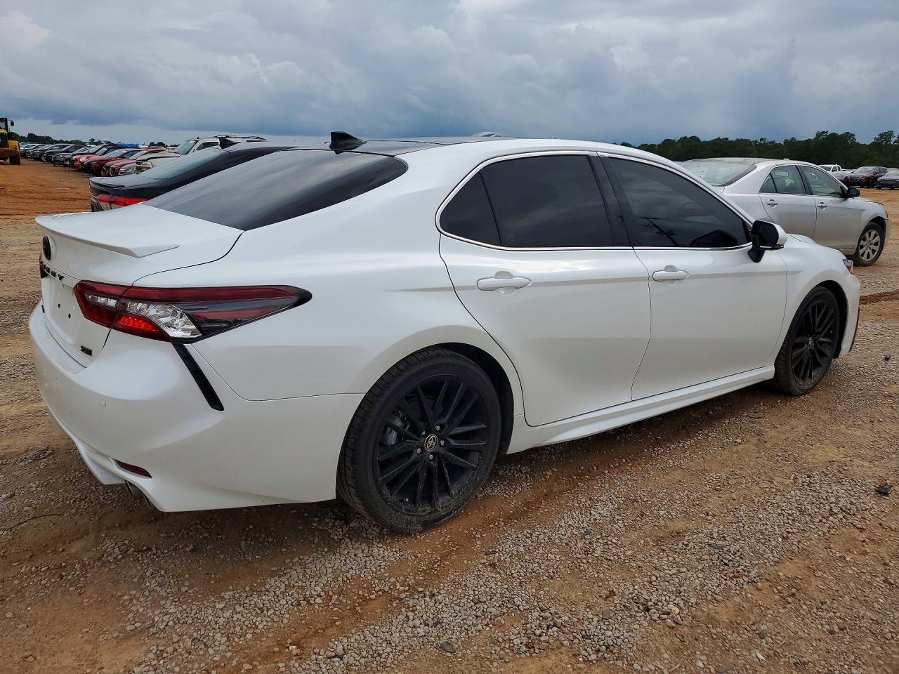 2024 TOYOTA CAMRY XSE V6 — снимка 3