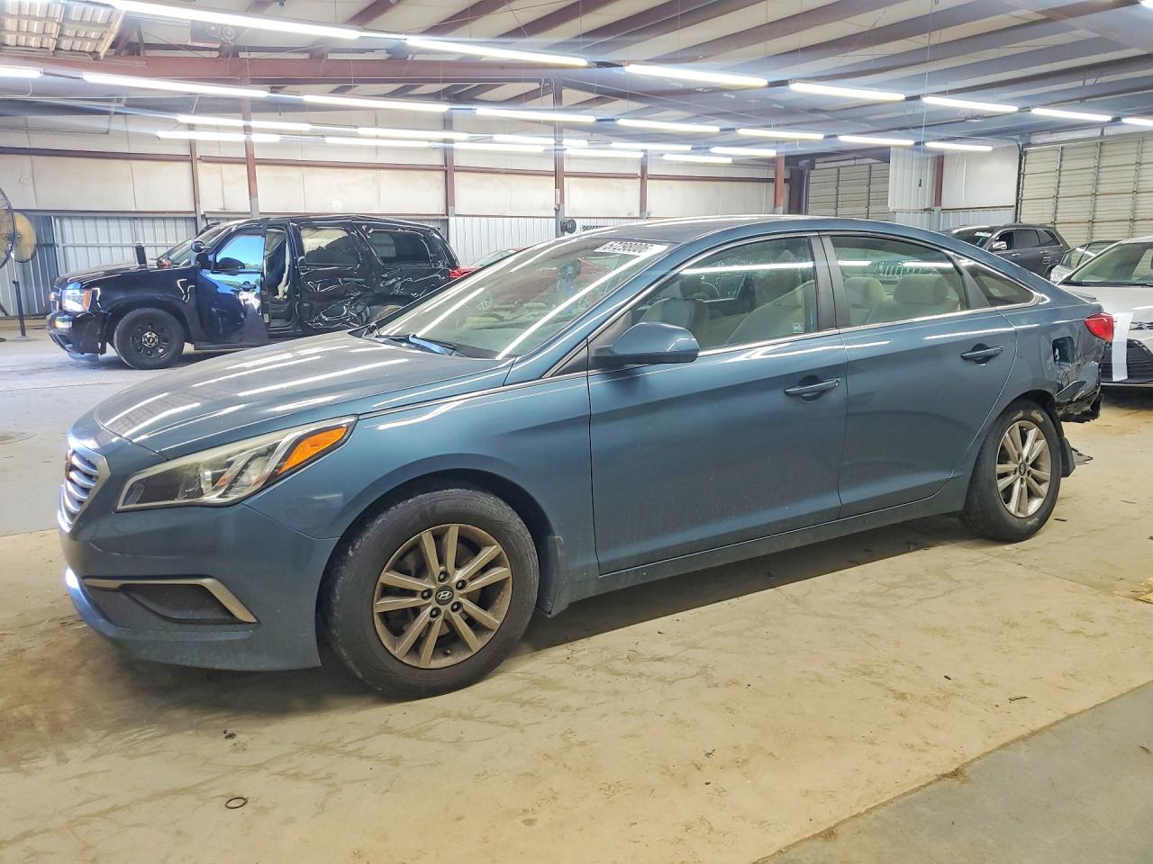 2017 HYUNDAI SONATA SE
