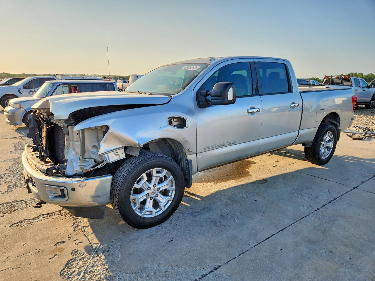 2017 NISSAN TITAN XD SV
