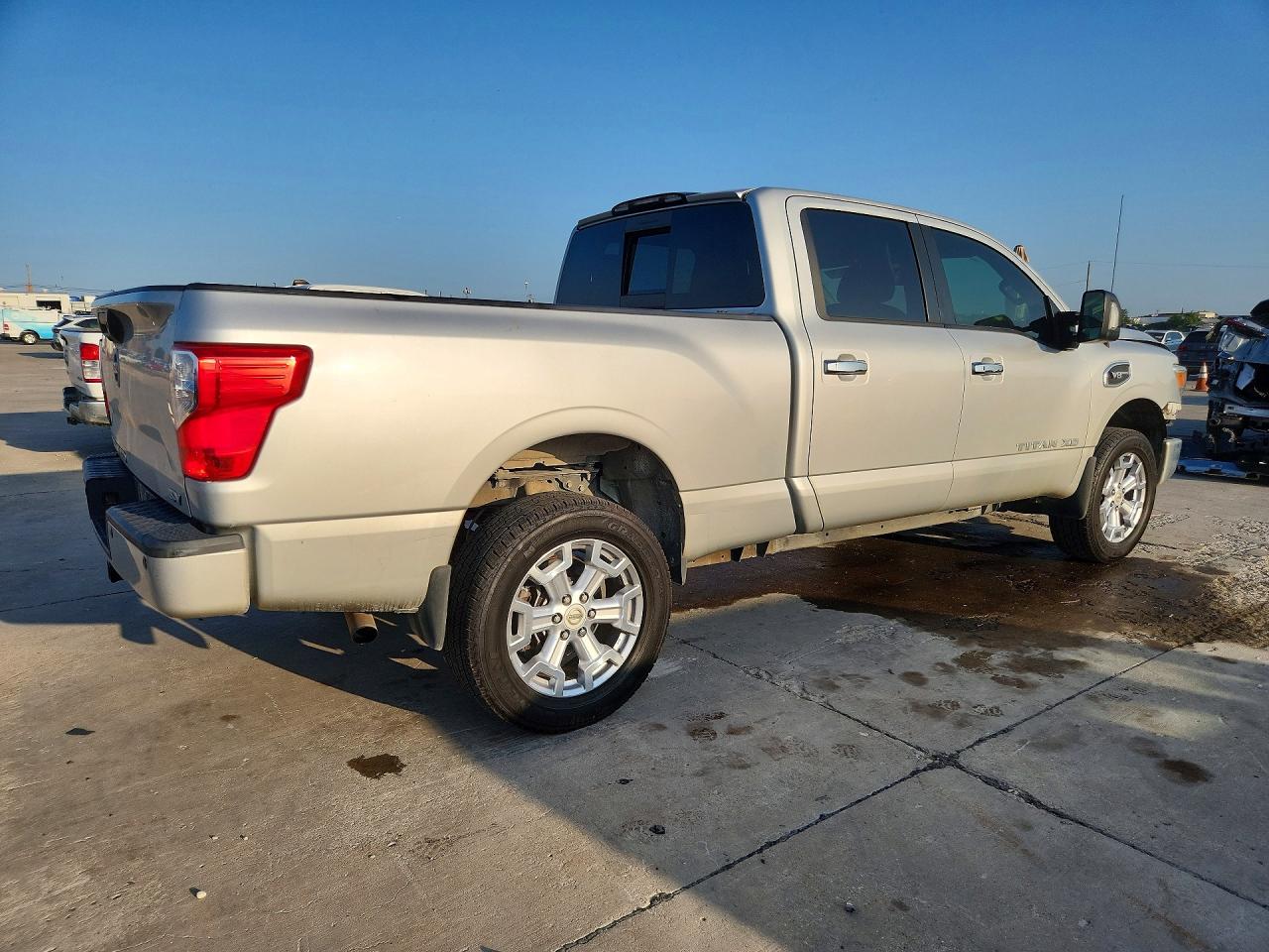 2017 NISSAN TITAN XD SV — снимка 3